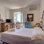 Lacco Terrace Solarium