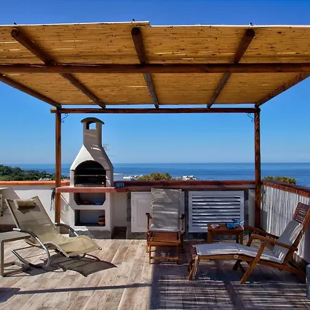 Lacco Terrace Solarium Villa *