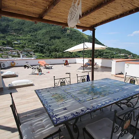 Lacco Terrace Solarium Villa *